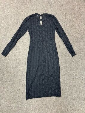 Long-Sleeve Black Lace Midi Dress with Keyhole Back